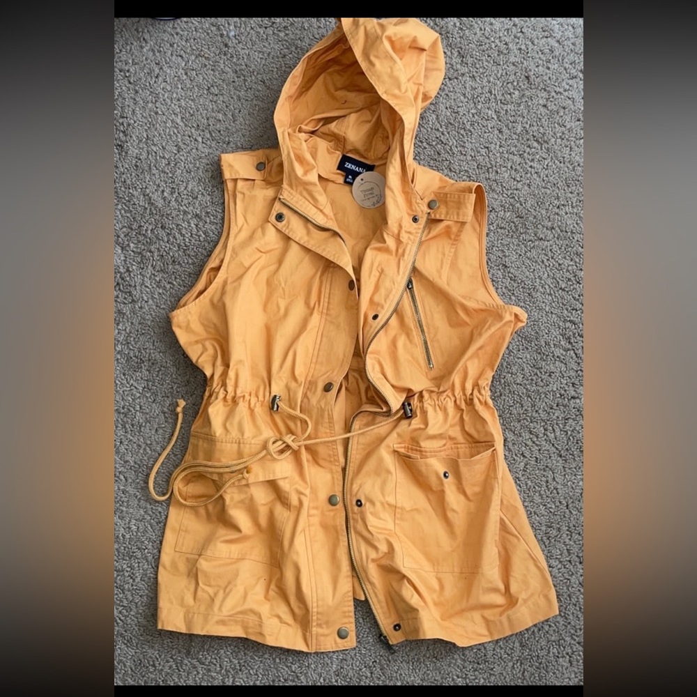 Hooded vest